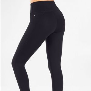 Fabletics Powerhold High Waist 7/8 Legging